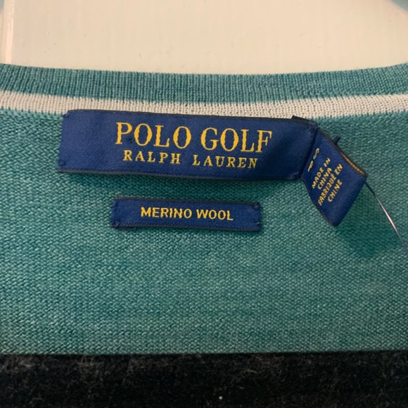 Sweater - Picture 4 of 6